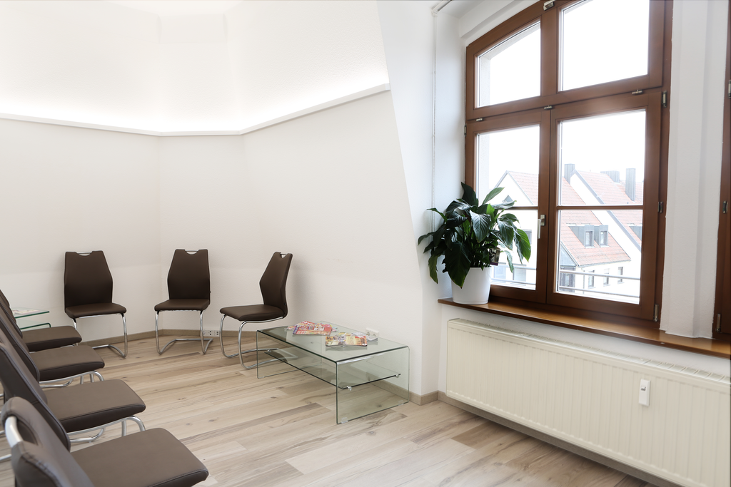 Ruheraum für Erwachsene bei Dr. Andreas Niklas Kieferorthopädie in Kulmbach
